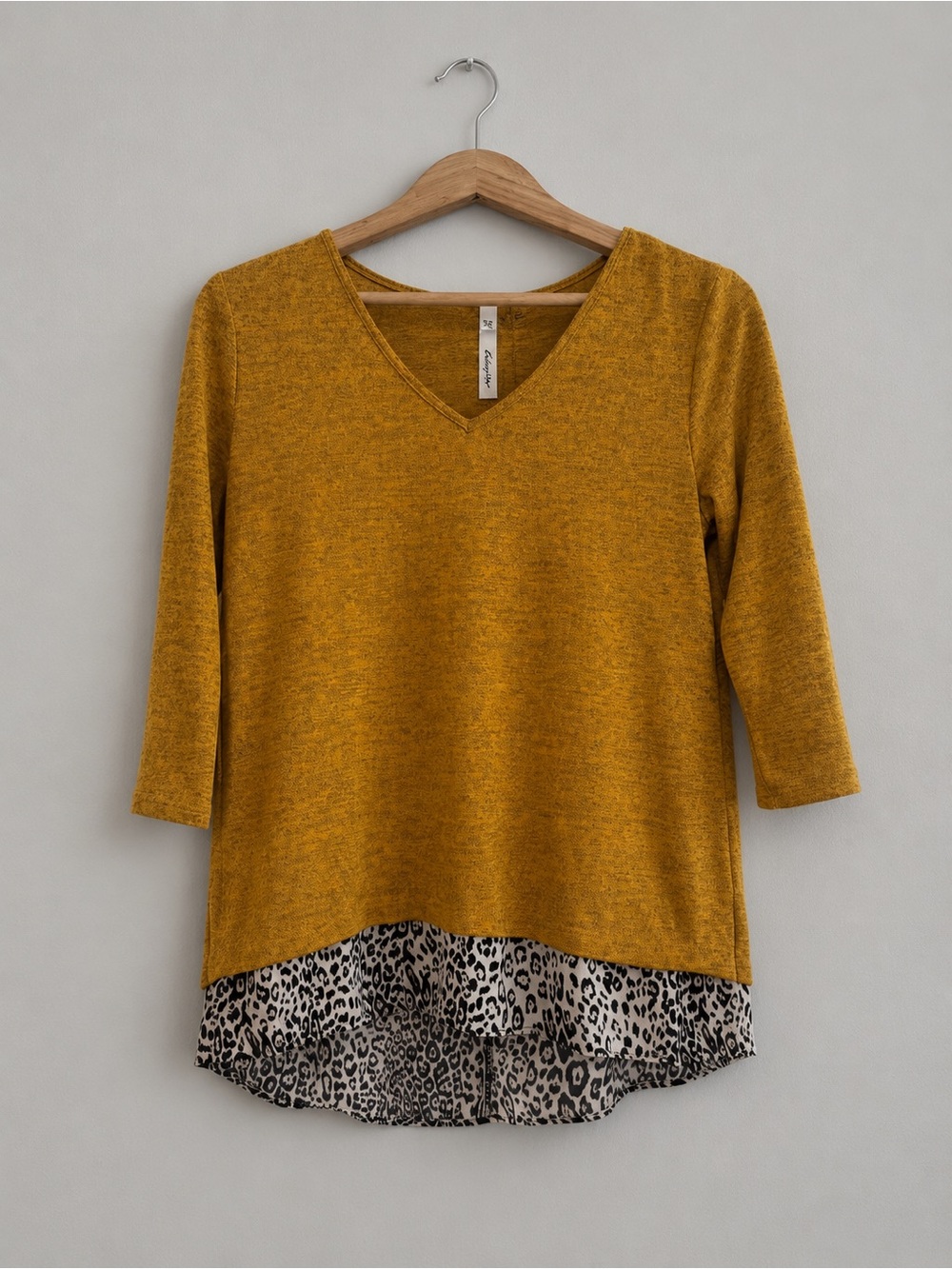Collective Concepts Mustard print  Hem Top Women’s Medium 3/4 Sleeve Boho